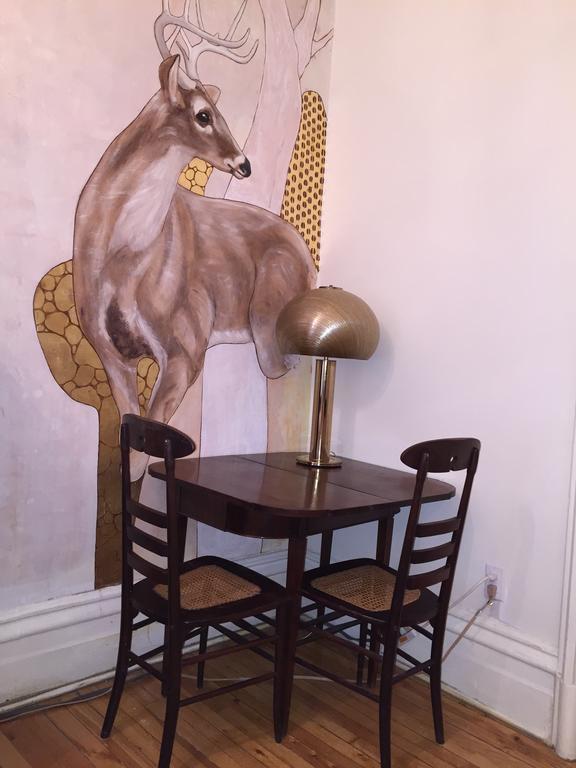 Gold Door Inn Ottawa Room photo